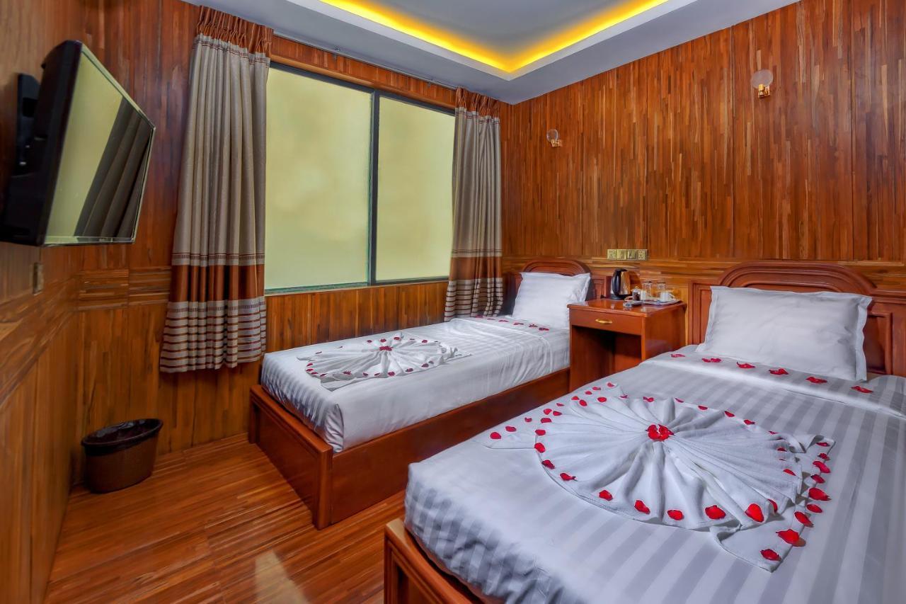 Hotel Friendship Mandalay Exterior photo